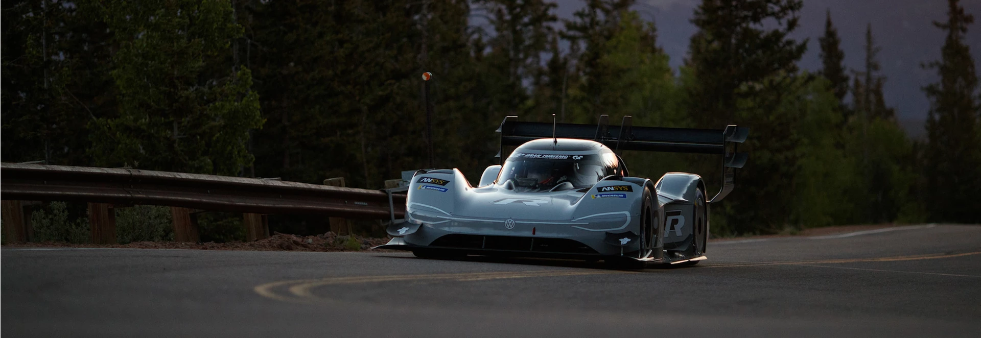 Volkswagen I.D. R sets fastest time in Pikes Peak qualifying